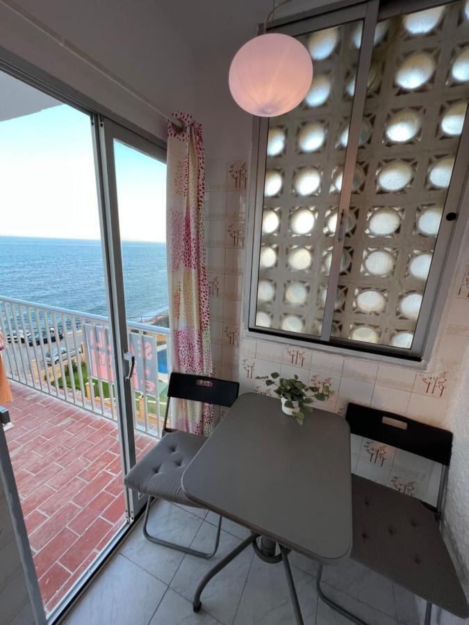 شقة Ribera Playa Alhamar Sitio de Calahonda المظهر الخارجي الصورة